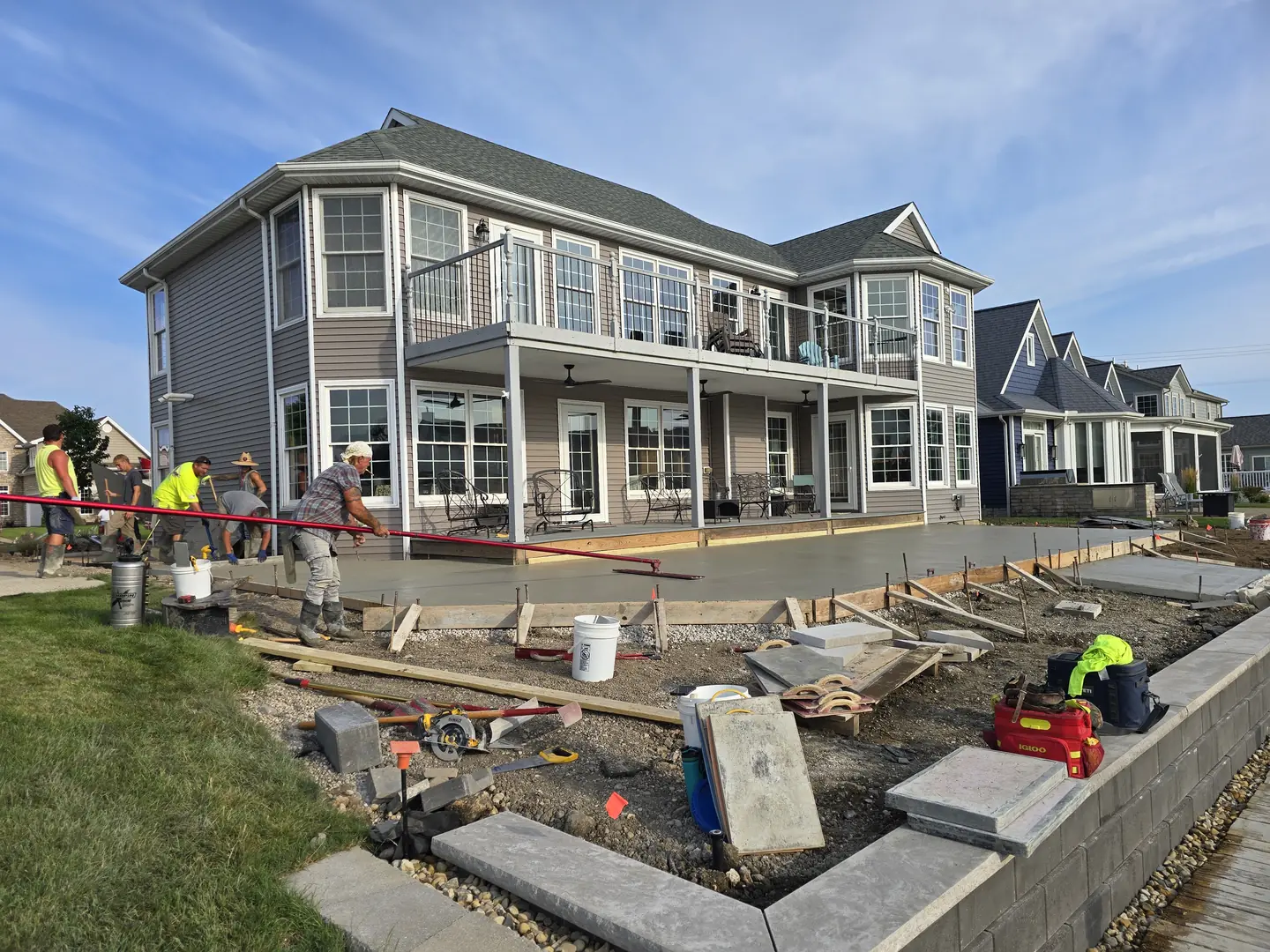 Waterfront landscape construction and project layout