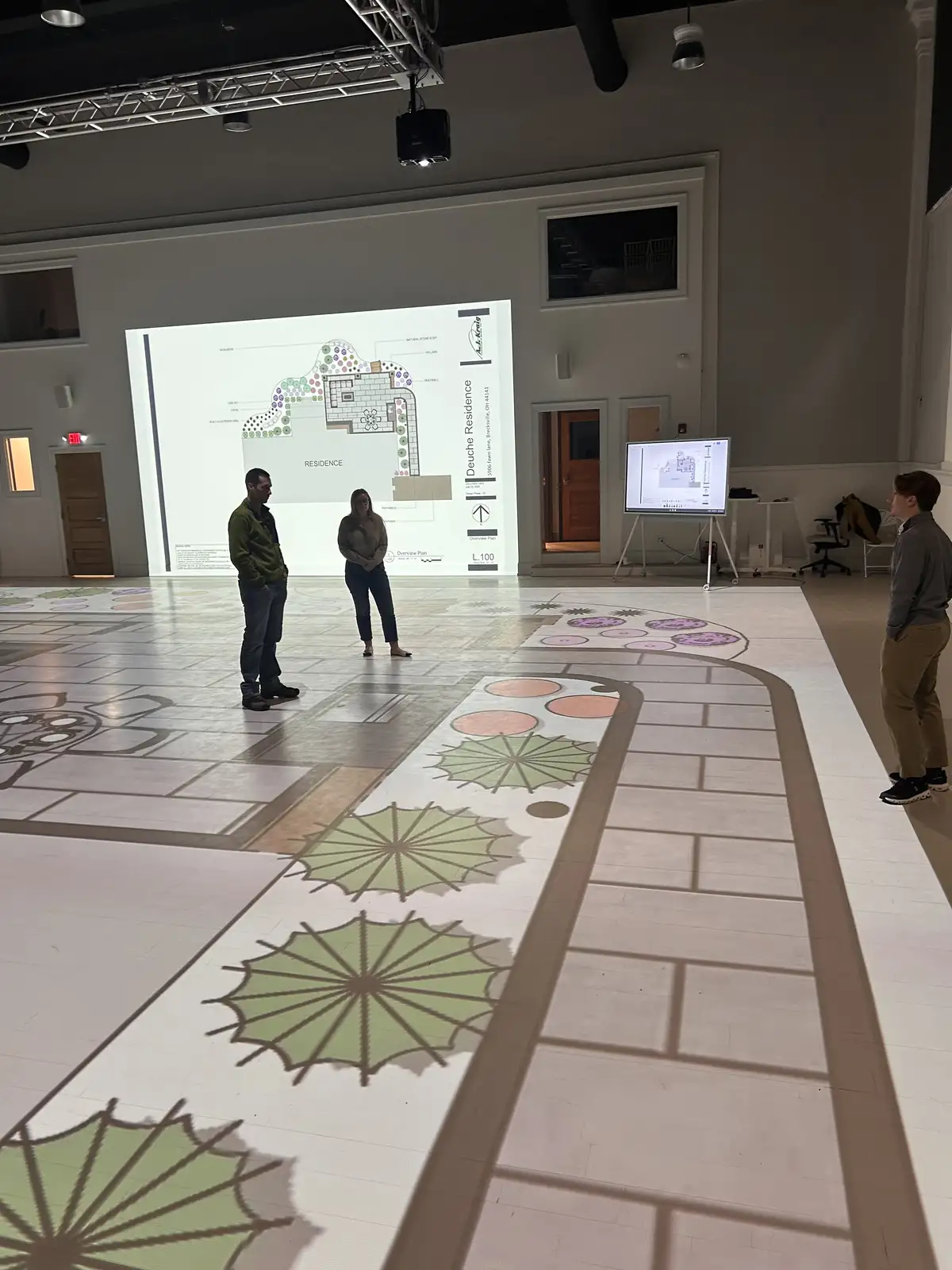 Immersive landscape design visualization and planning session