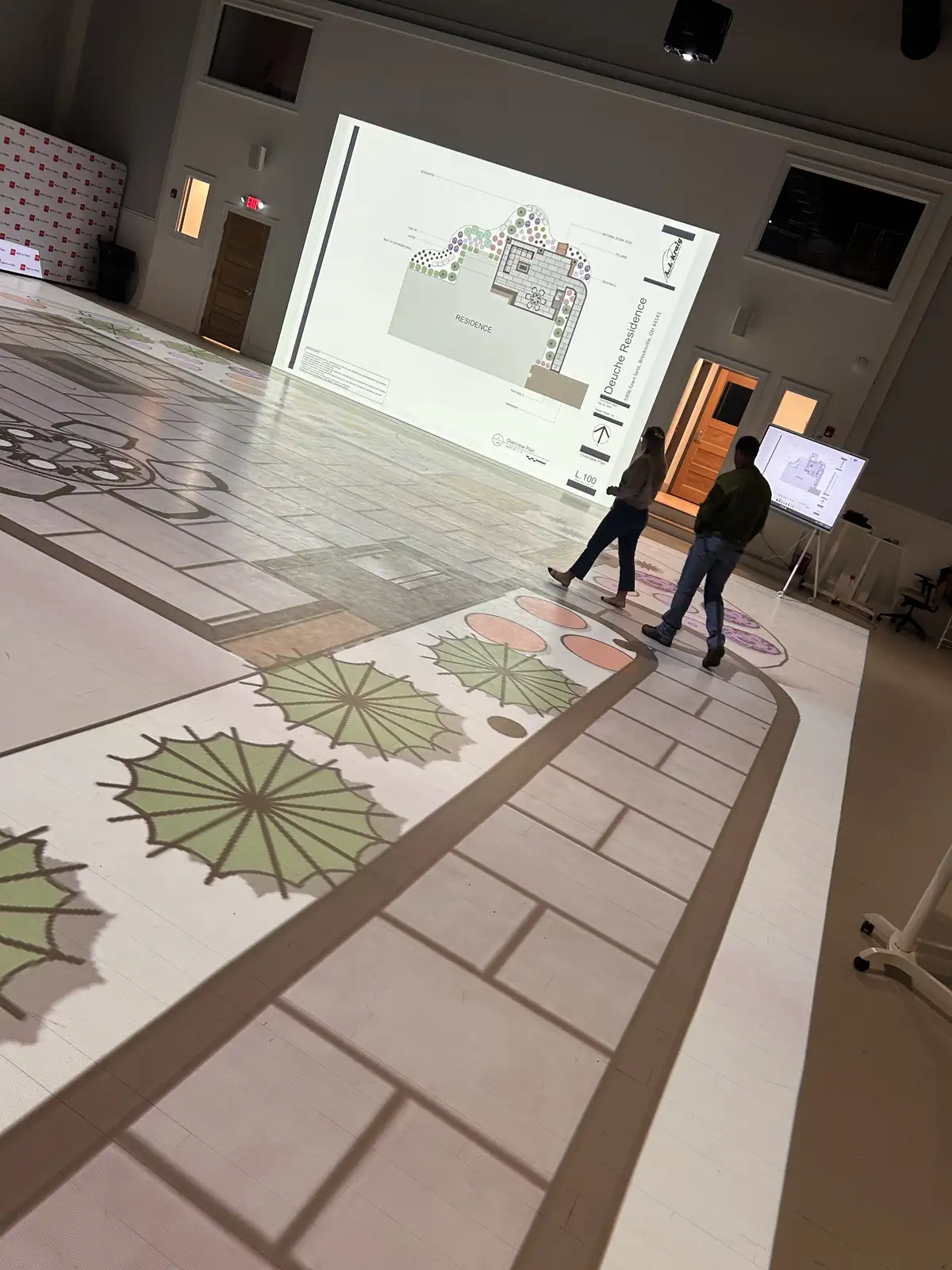 Immersive landscape design visualization and planning session