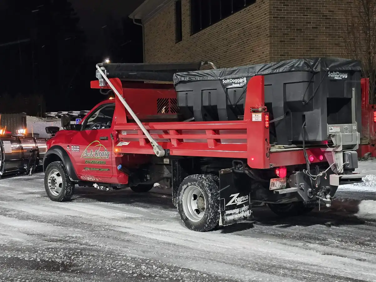 Sidewalk snow removal and de-icing